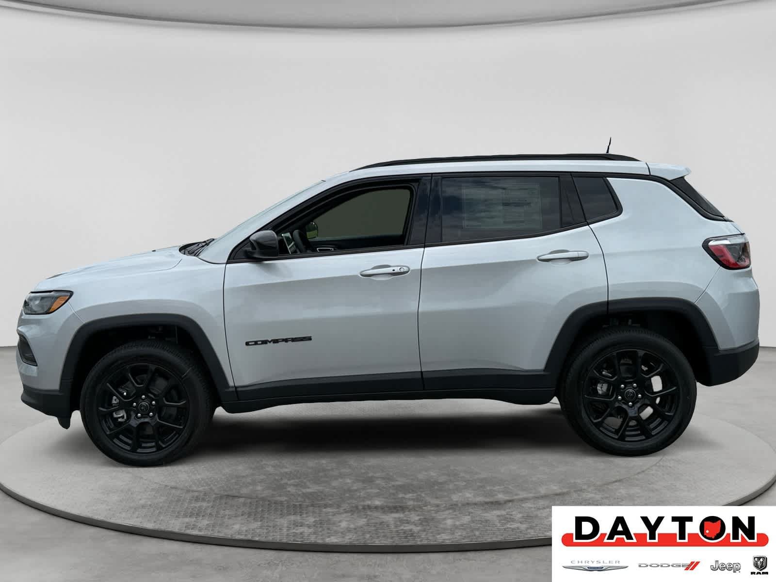 2026 Jeep Compass Latitude Altitude - Photo 2