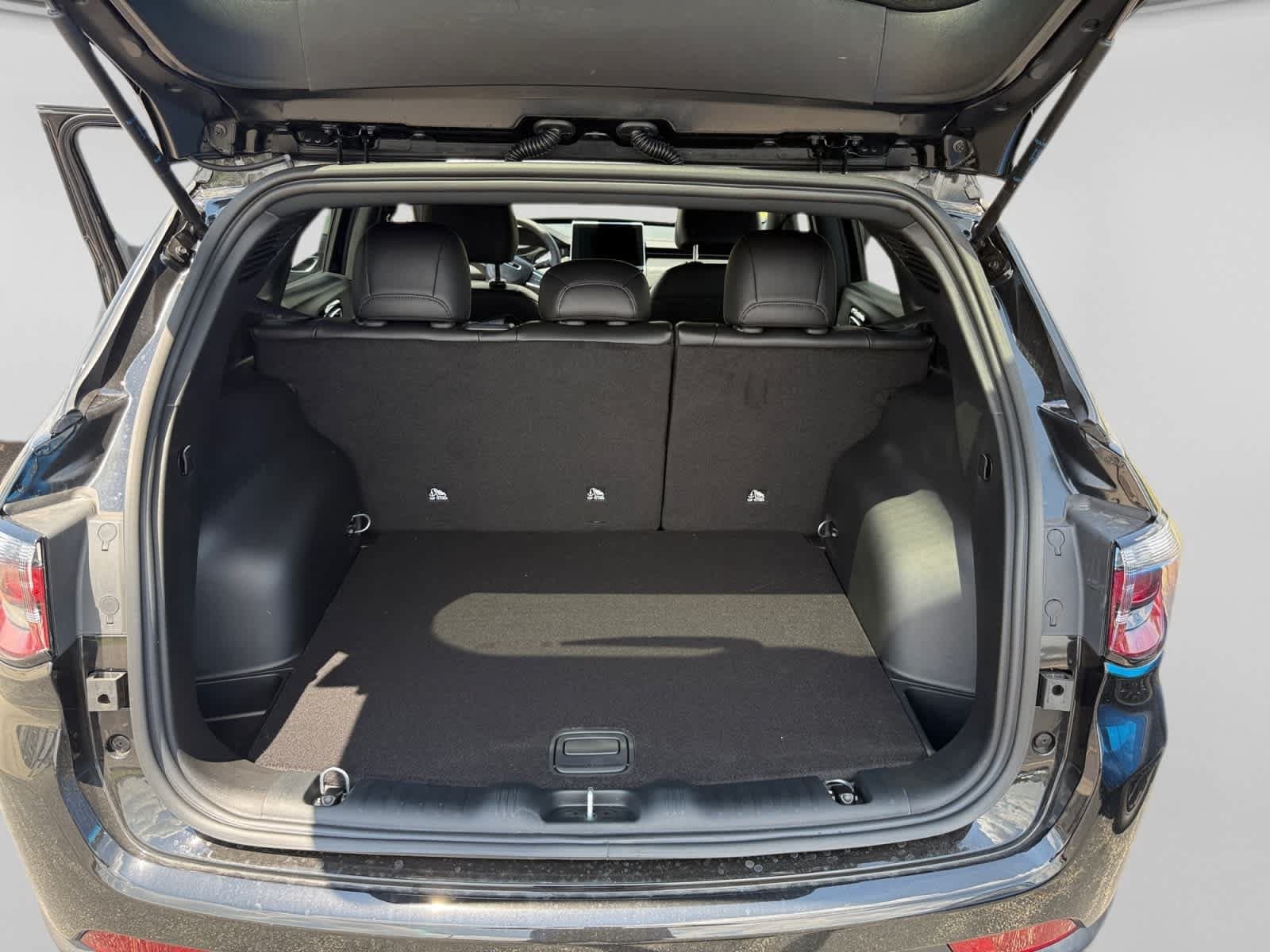 2026 Jeep Compass Latitude Altitude - Photo 23