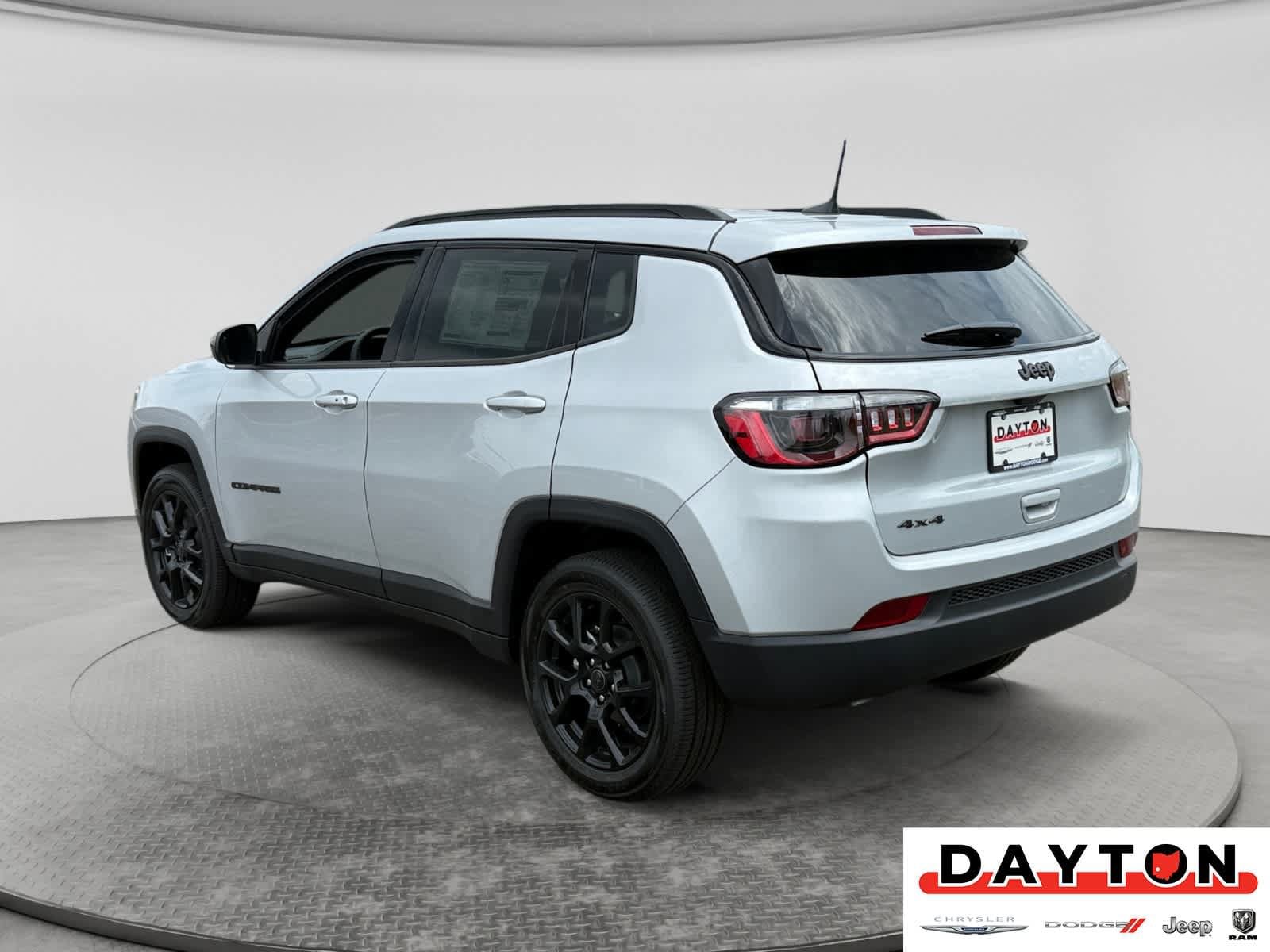 2026 Jeep Compass Latitude Altitude - Photo 3