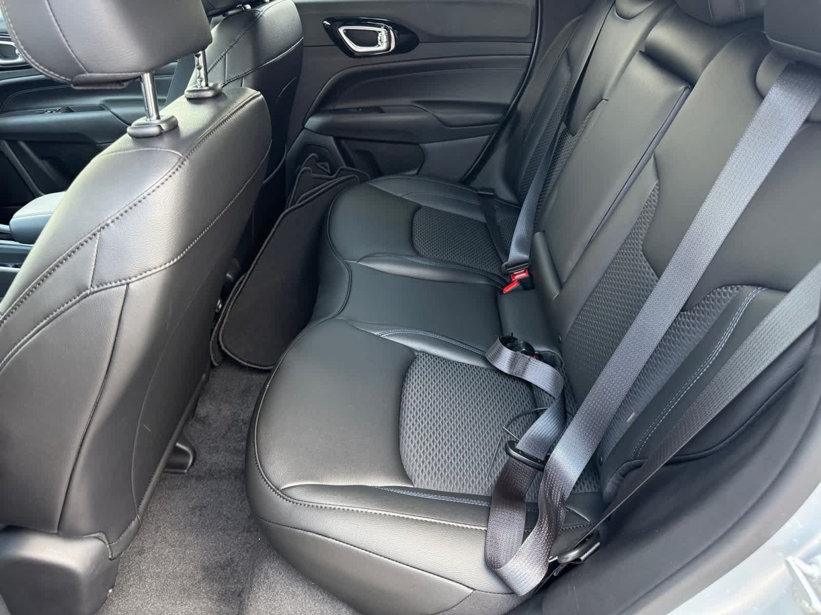 2026 Jeep Compass Latitude Altitude - Photo 21
