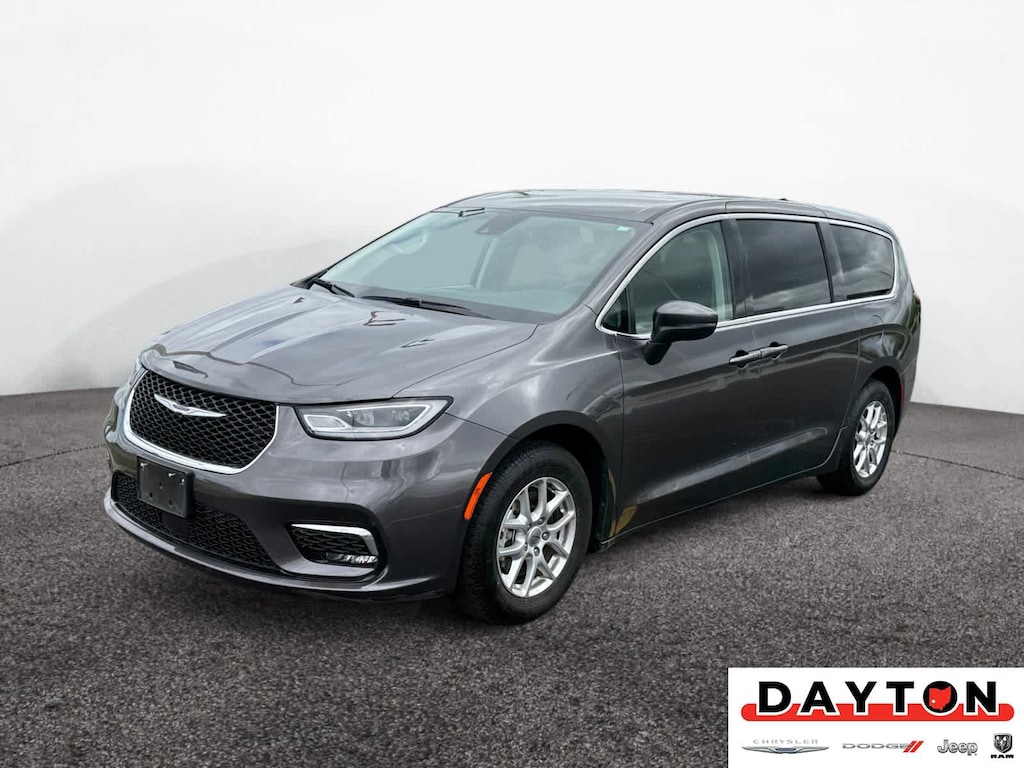Used 2023 Chrysler Pacifica Touring L Van Passenger Van