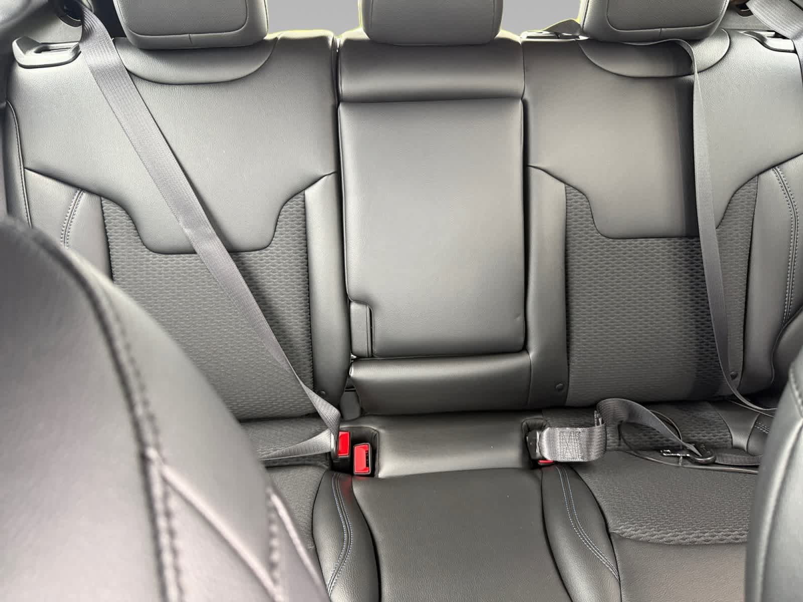 2026 Jeep Compass Latitude Altitude - Photo 13