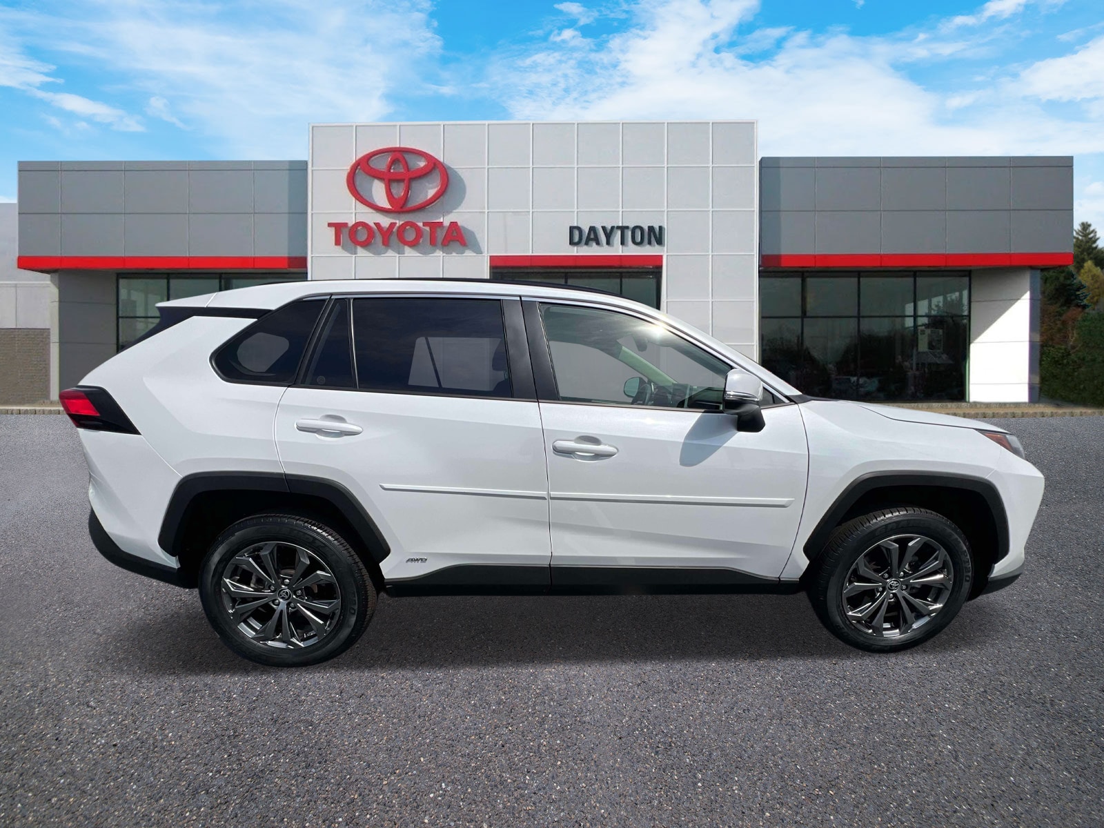 2025 Toyota RAV4 XLE Premium - Photo 5