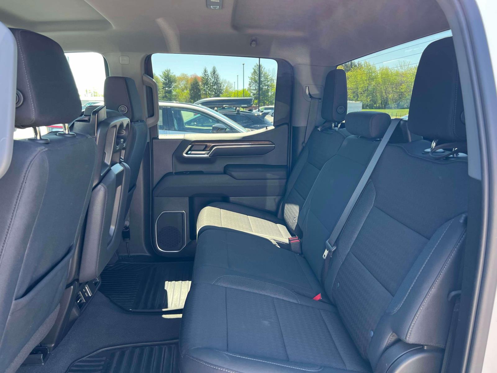 2023 Chevrolet Silverado 1500 LT - Photo 26