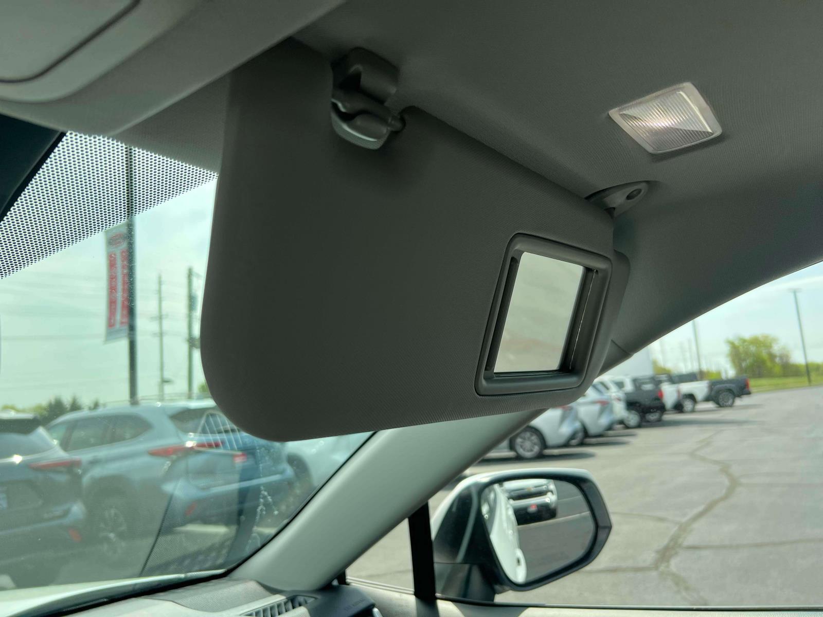 2025 Toyota RAV4 XLE Premium - Photo 9