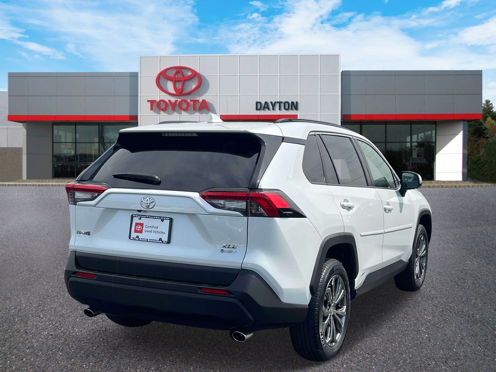 2025 Toyota RAV4 XLE Premium - Photo 4