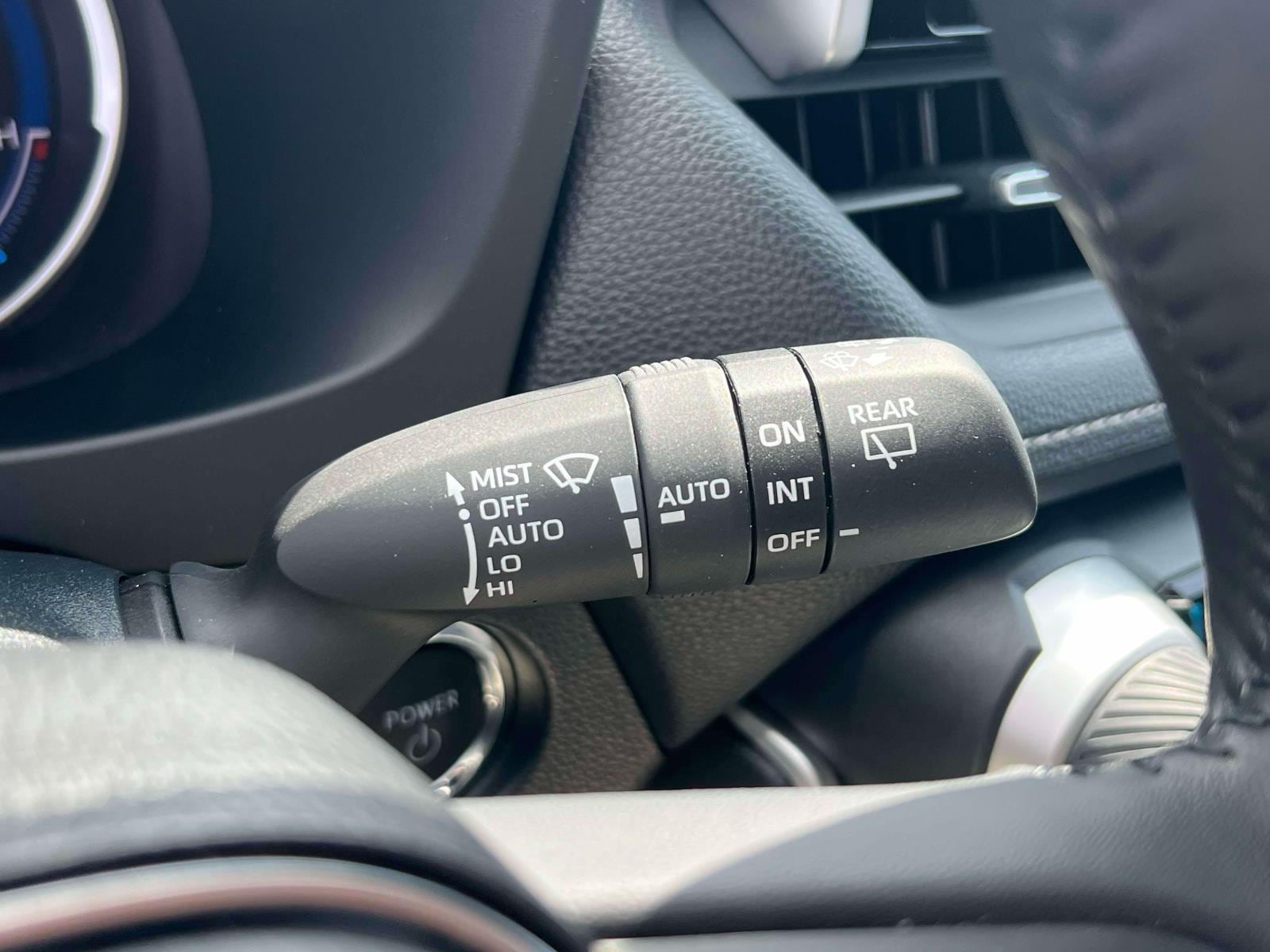 2025 Toyota RAV4 XLE Premium - Photo 19