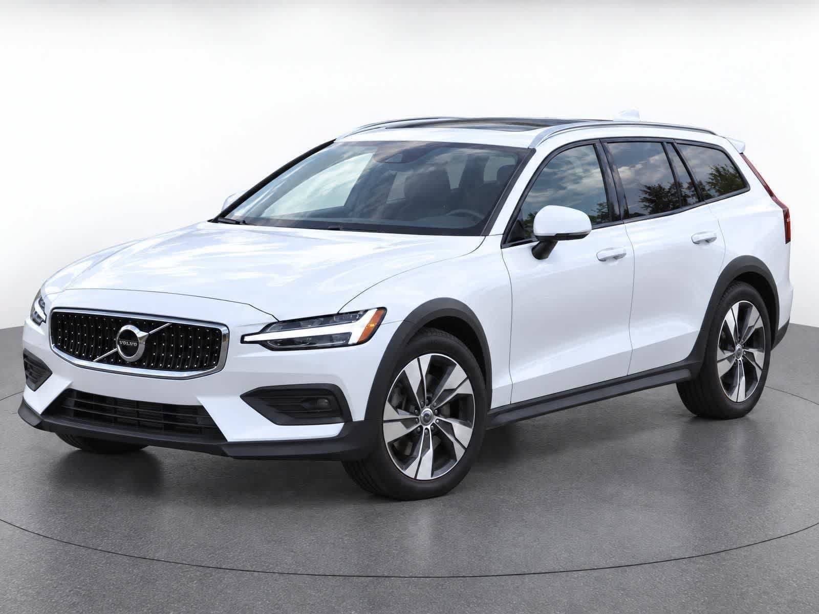 2020 Volvo V60 Cross Country