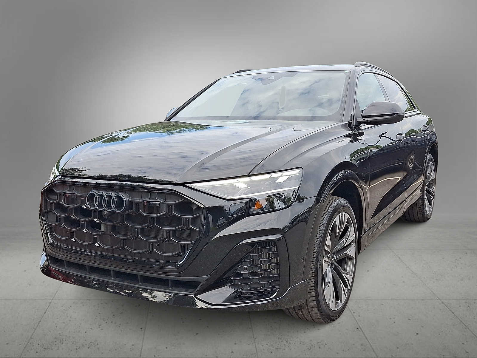 2024 Audi Q8
