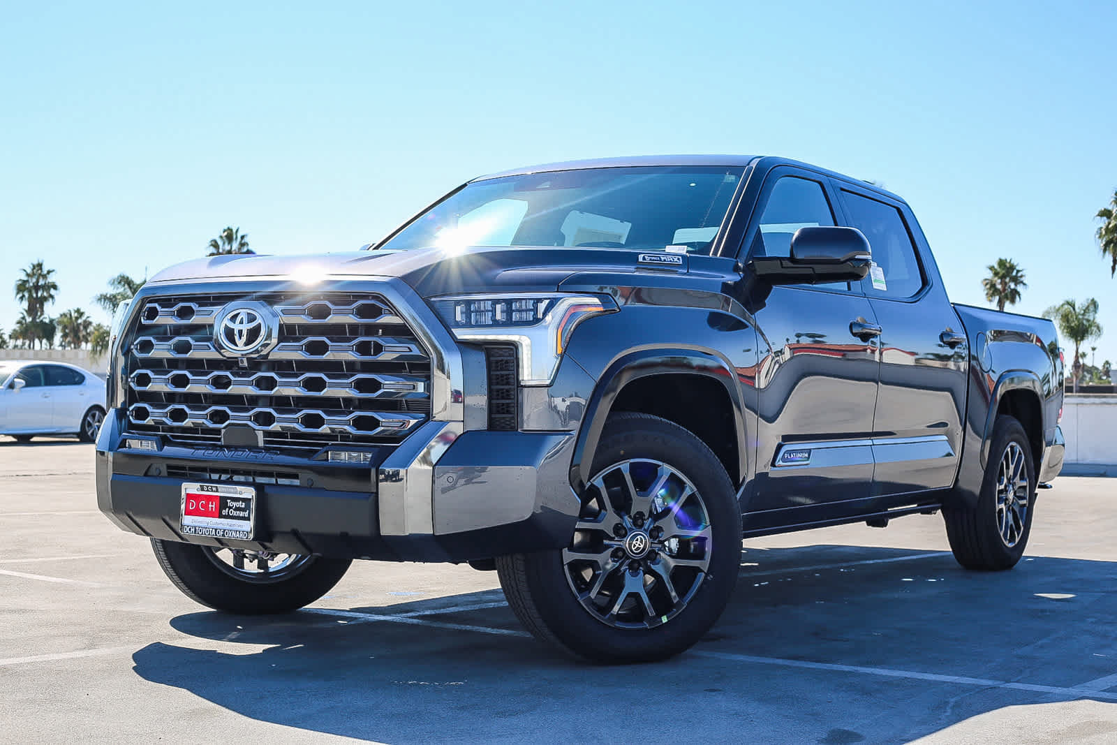 2026 Toyota Tundra i-FORCE MAX Platinum PLATINUM CREWMAX 5.5