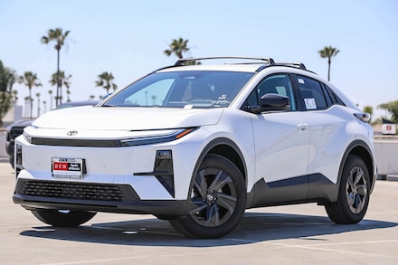 Toyota C-HR SE SE AWD 2026