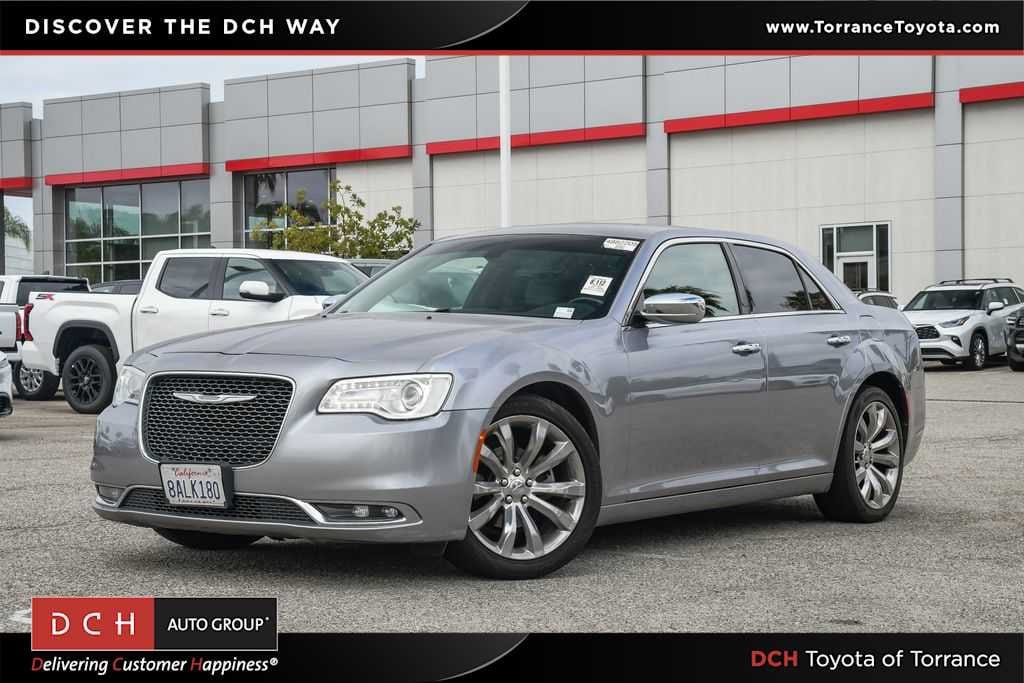 2018 Chrysler 300