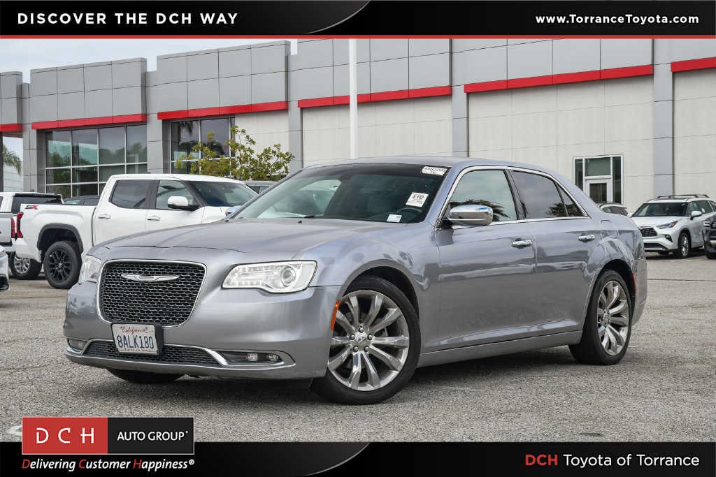2018 Chrysler 300
