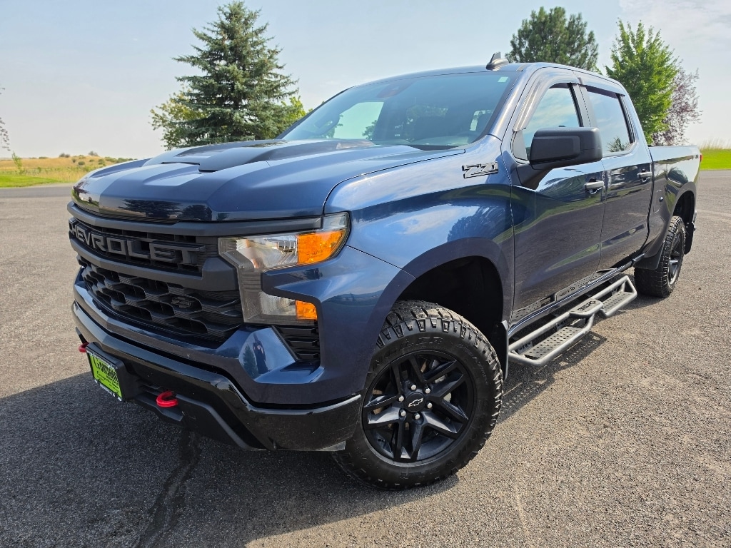 2023 Chevrolet Silverado 1500 Custom