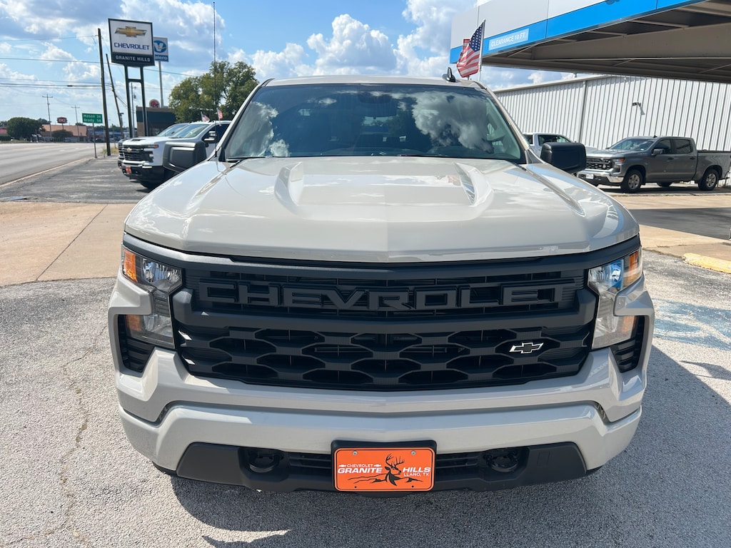 New 2026 Chevrolet Silverado 1500 Custom Truck