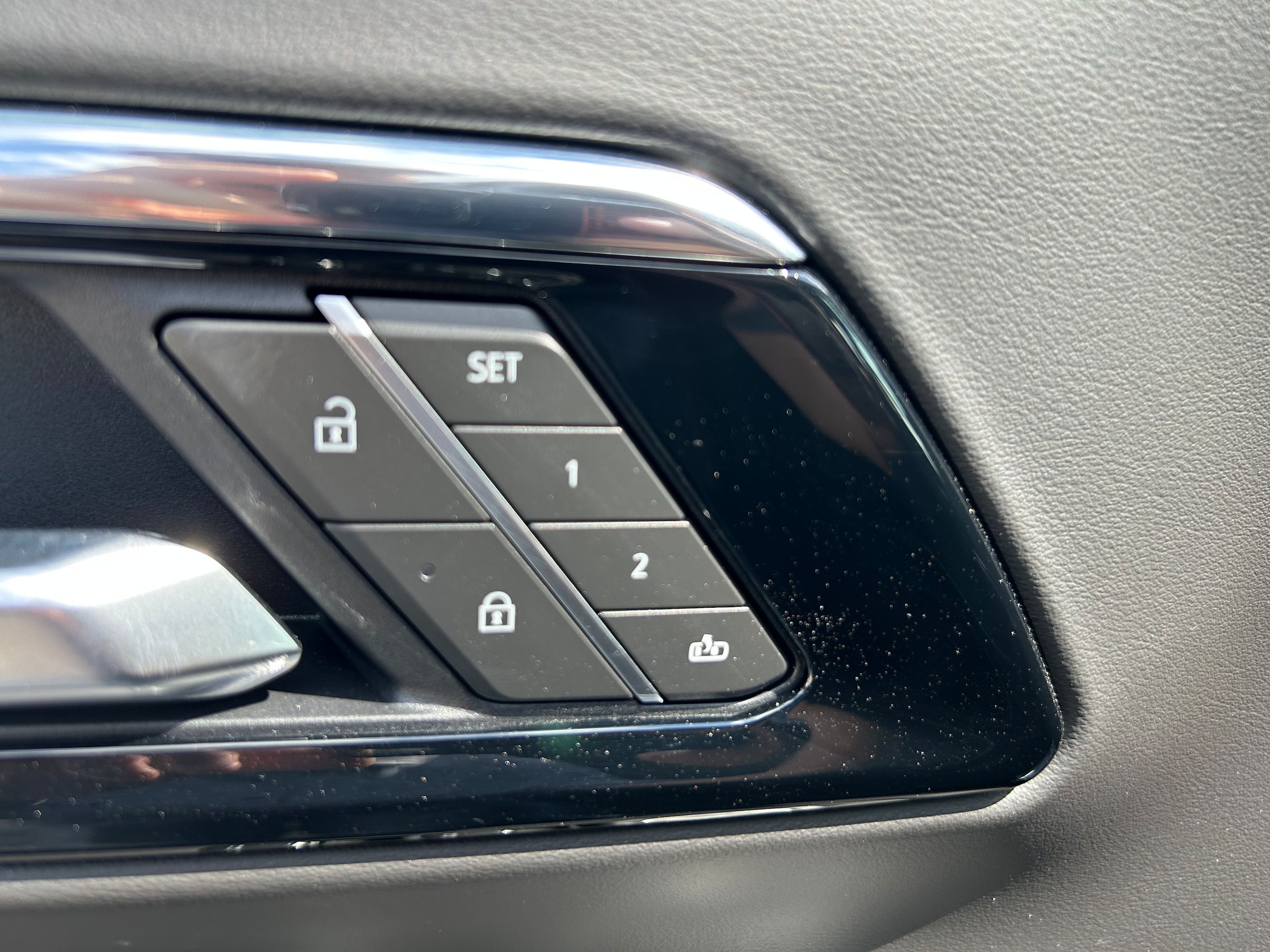 2026 Chevrolet Tahoe Premier - Photo 14