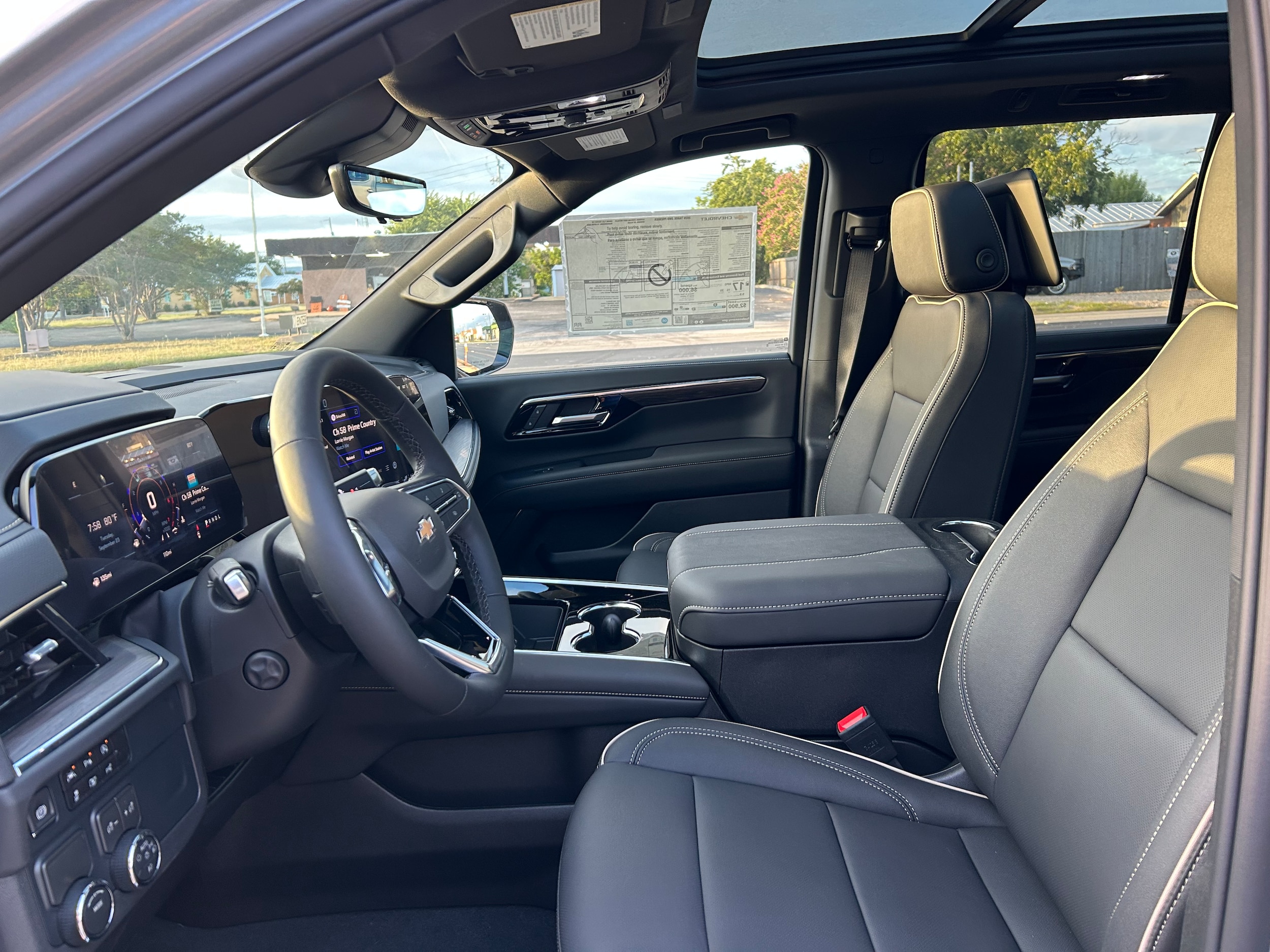 2026 Chevrolet Tahoe Premier - Photo 14