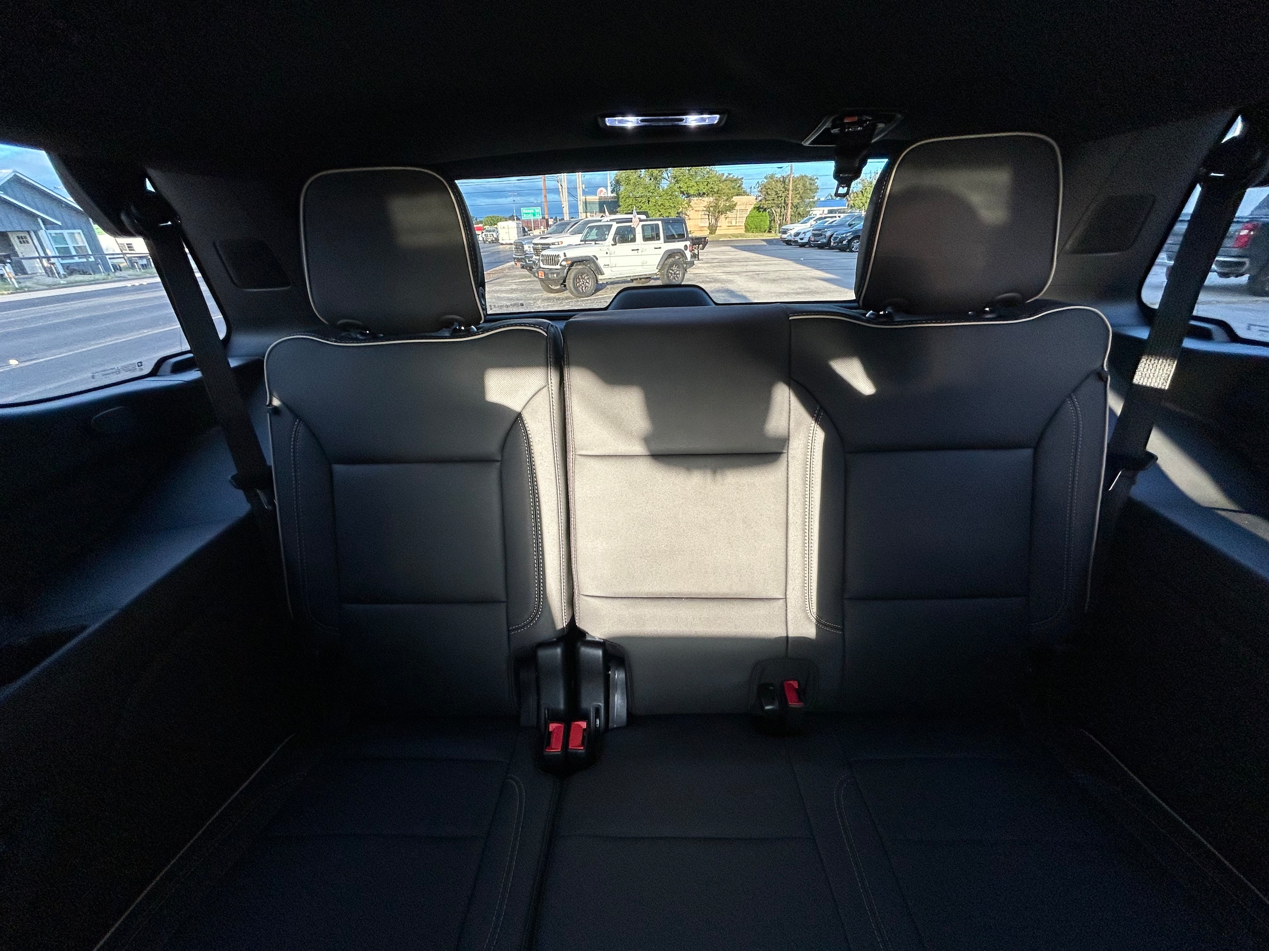 2026 Chevrolet Tahoe Premier - Photo 31