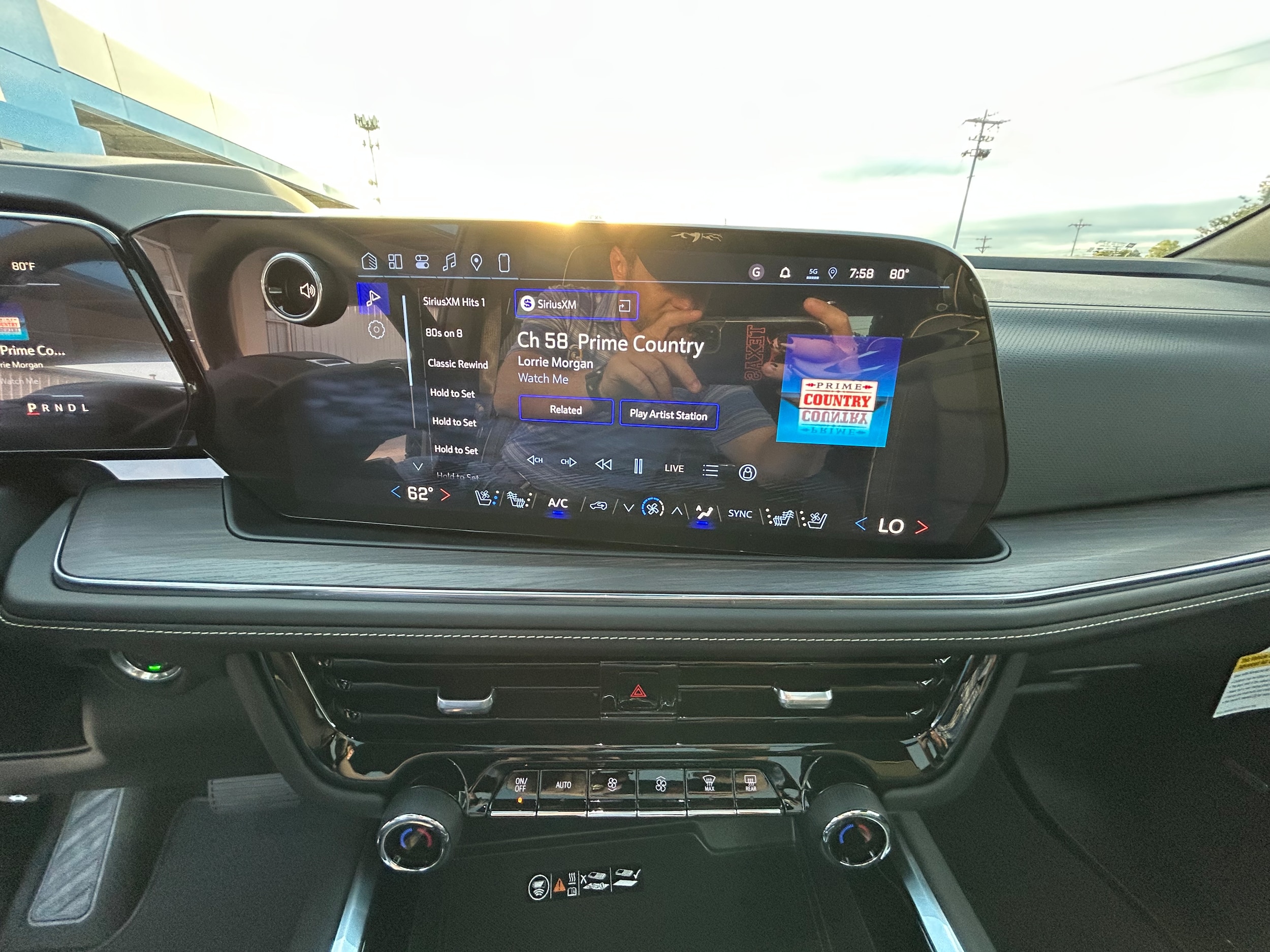 2026 Chevrolet Tahoe Premier - Photo 18