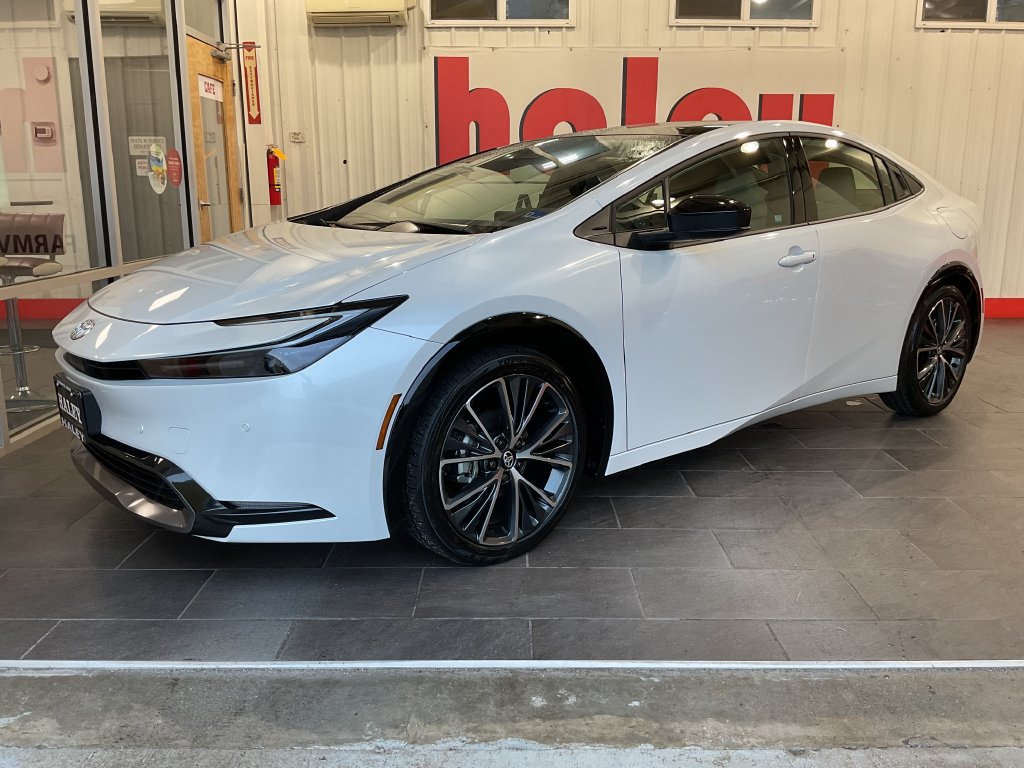 2027 Toyota Prius XLE