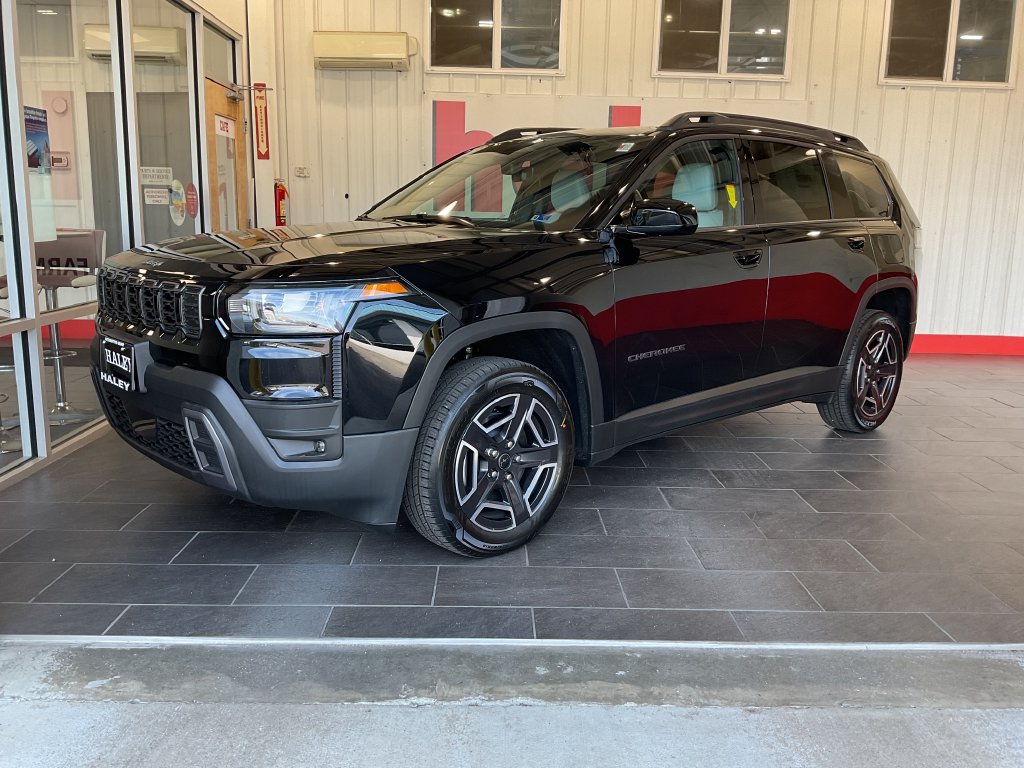 2026 Jeep Cherokee Laredo