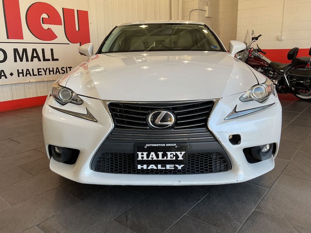 Used 2016 Lexus IS 200t Sedan
