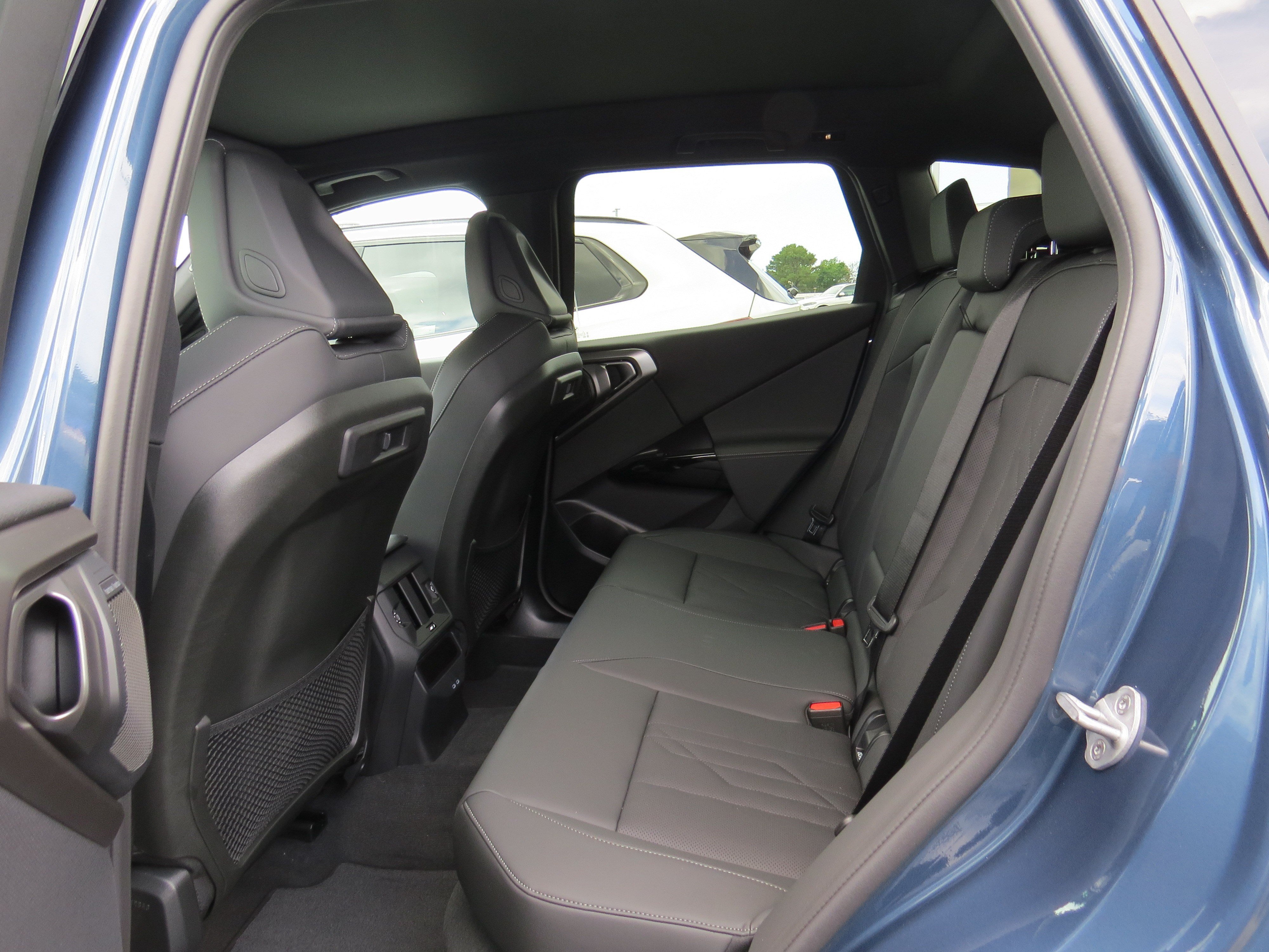 2026 BMW X3 30 - Photo 9