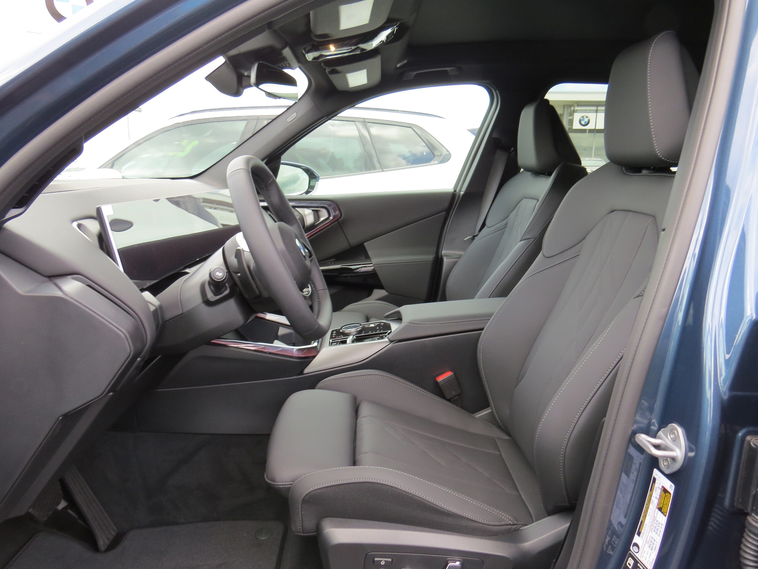 2026 BMW X3 30 - Photo 11