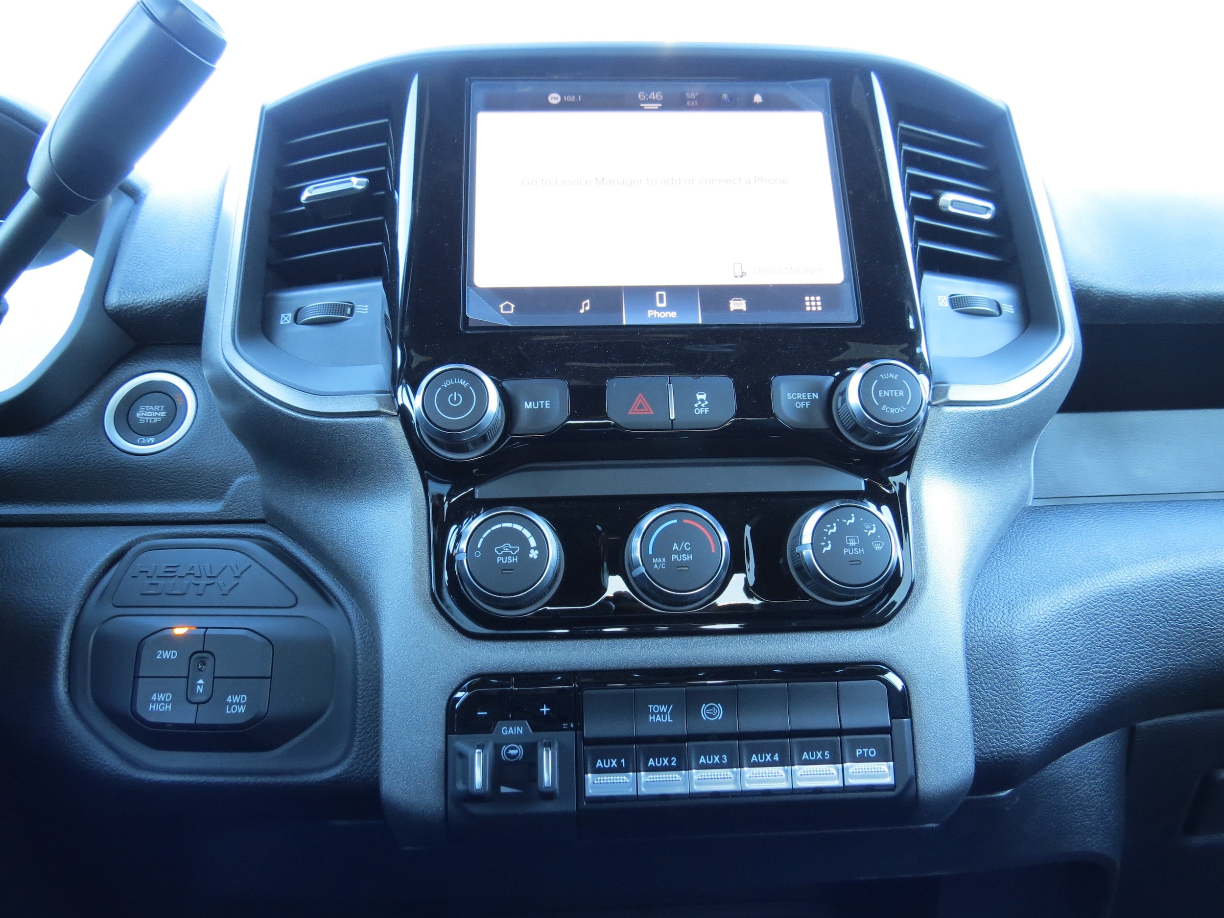 2026 RAM 3500 Chassis Tradesman - Photo 28