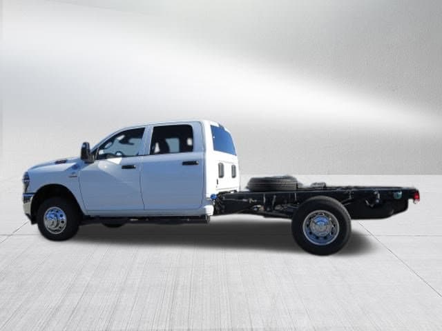 2026 RAM 3500 Chassis Tradesman - Photo 7