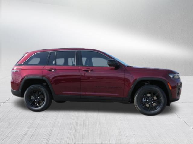 New 2026 Jeep Grand Cherokee Laredo Altitude Sport Utility