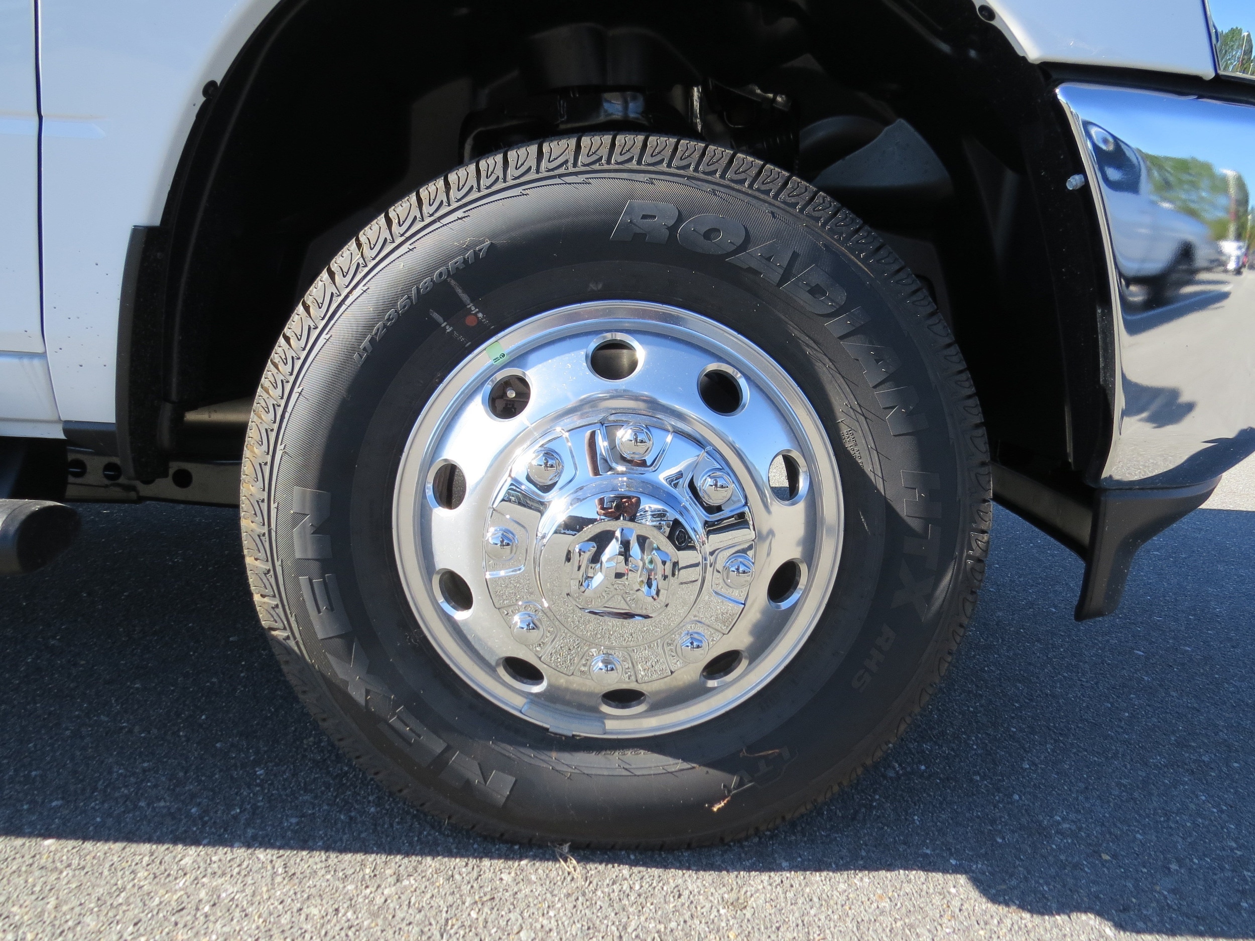 2026 RAM 3500 Chassis Tradesman - Photo 12