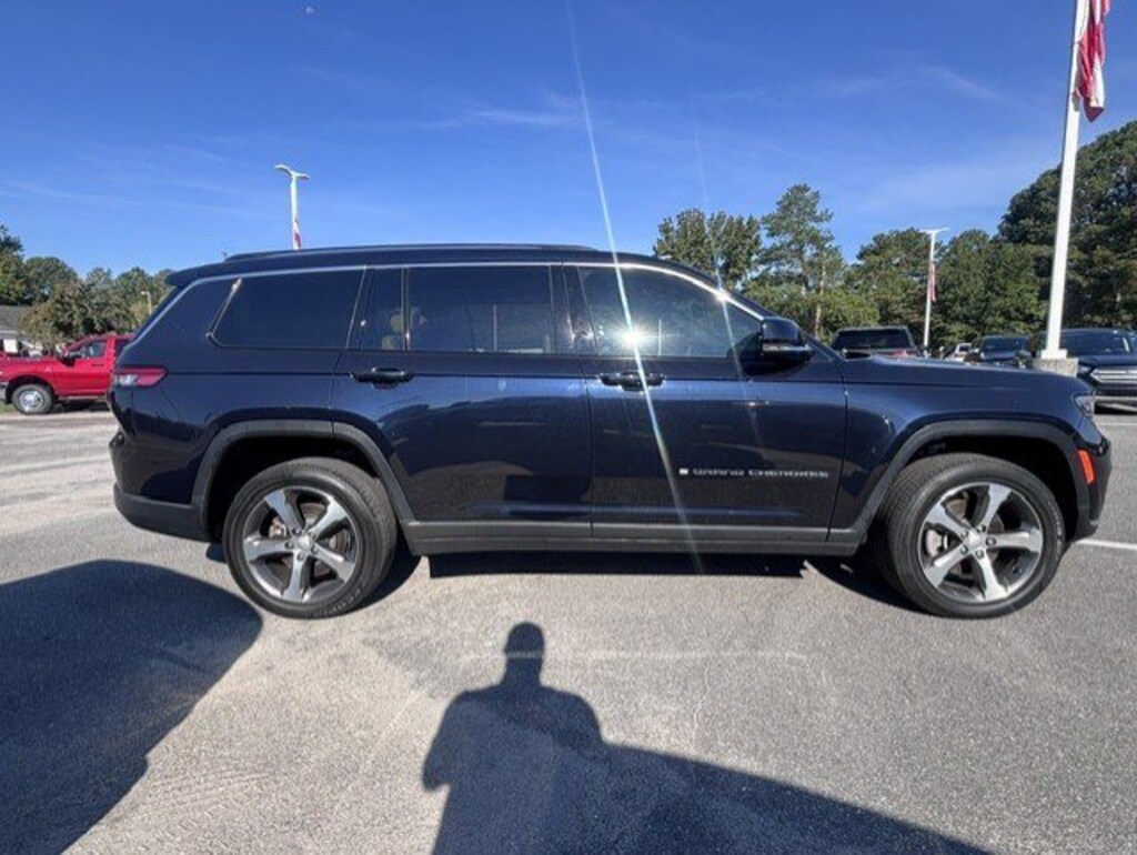 Used 2023 Jeep Grand Cherokee L L Limited SUV