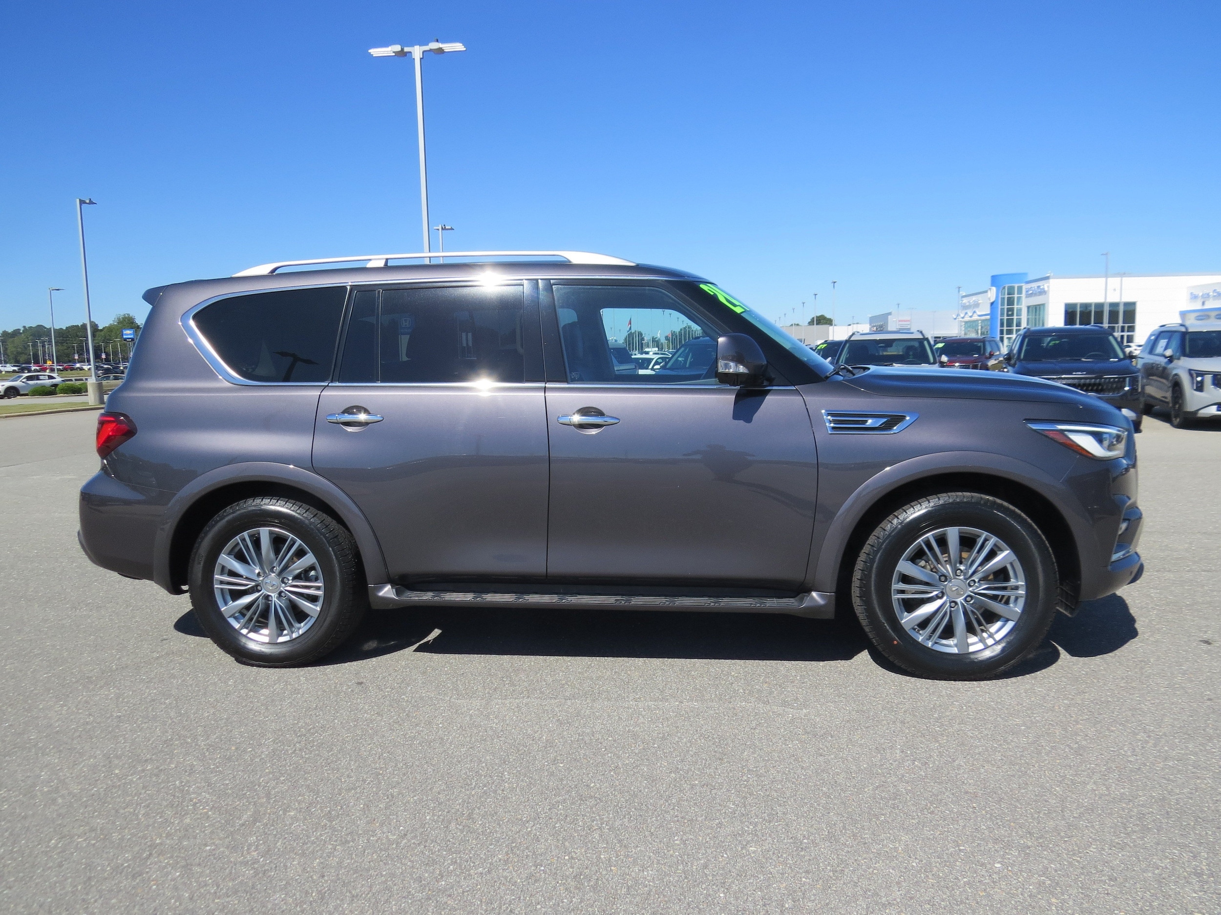 2024 INFINITI QX80