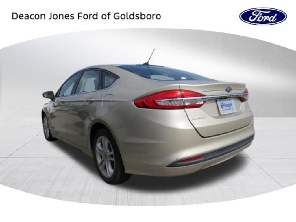 Used 2018 Ford Fusion Hybrid S Sedan