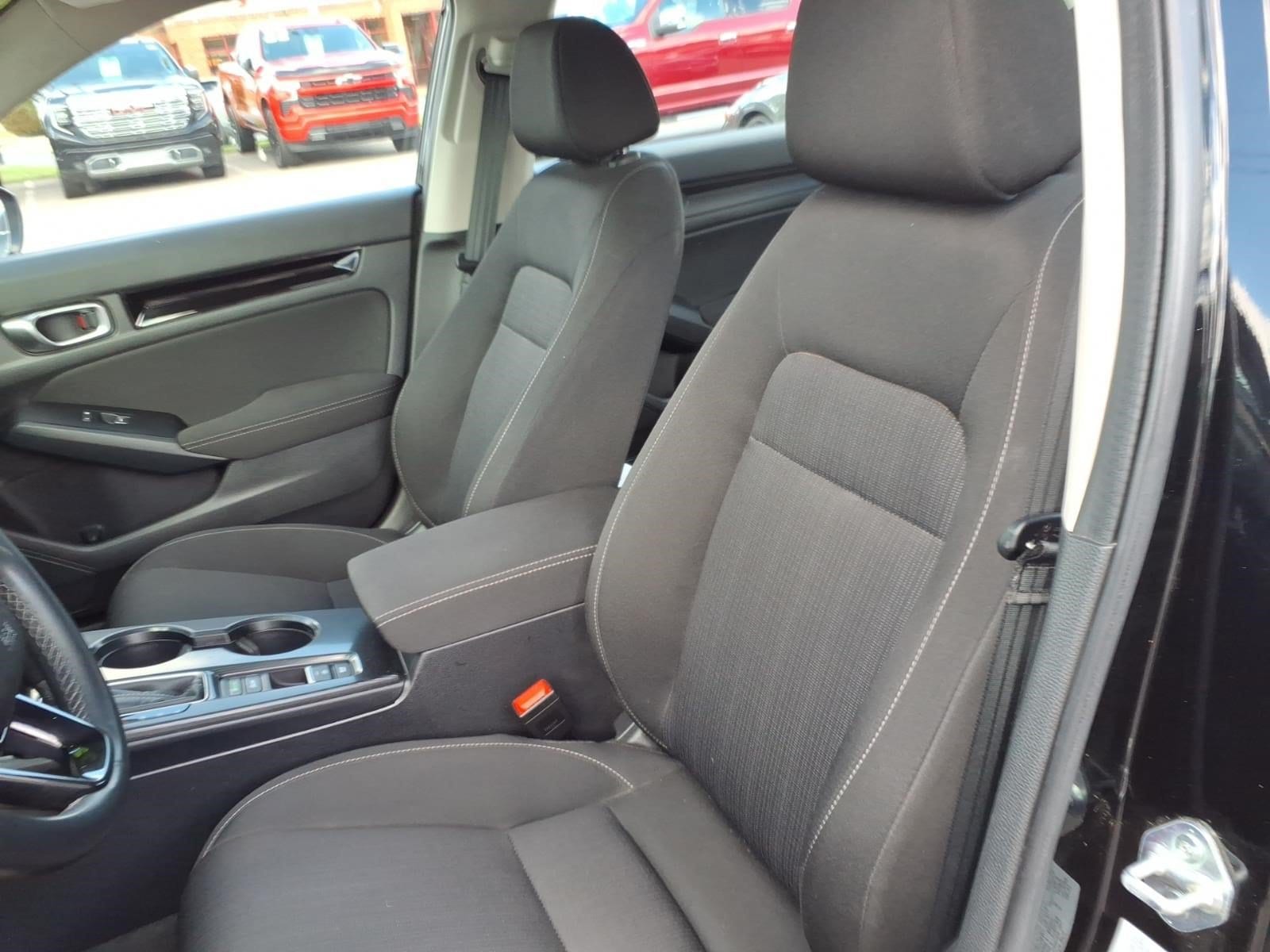 2023 Honda Civic EX - Photo 18