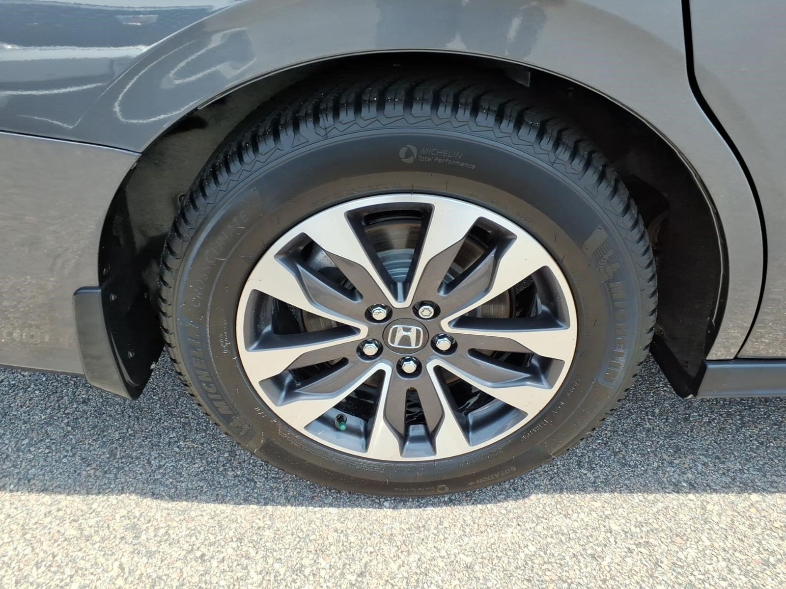 2023 Honda Odyssey EX-L - Photo 11