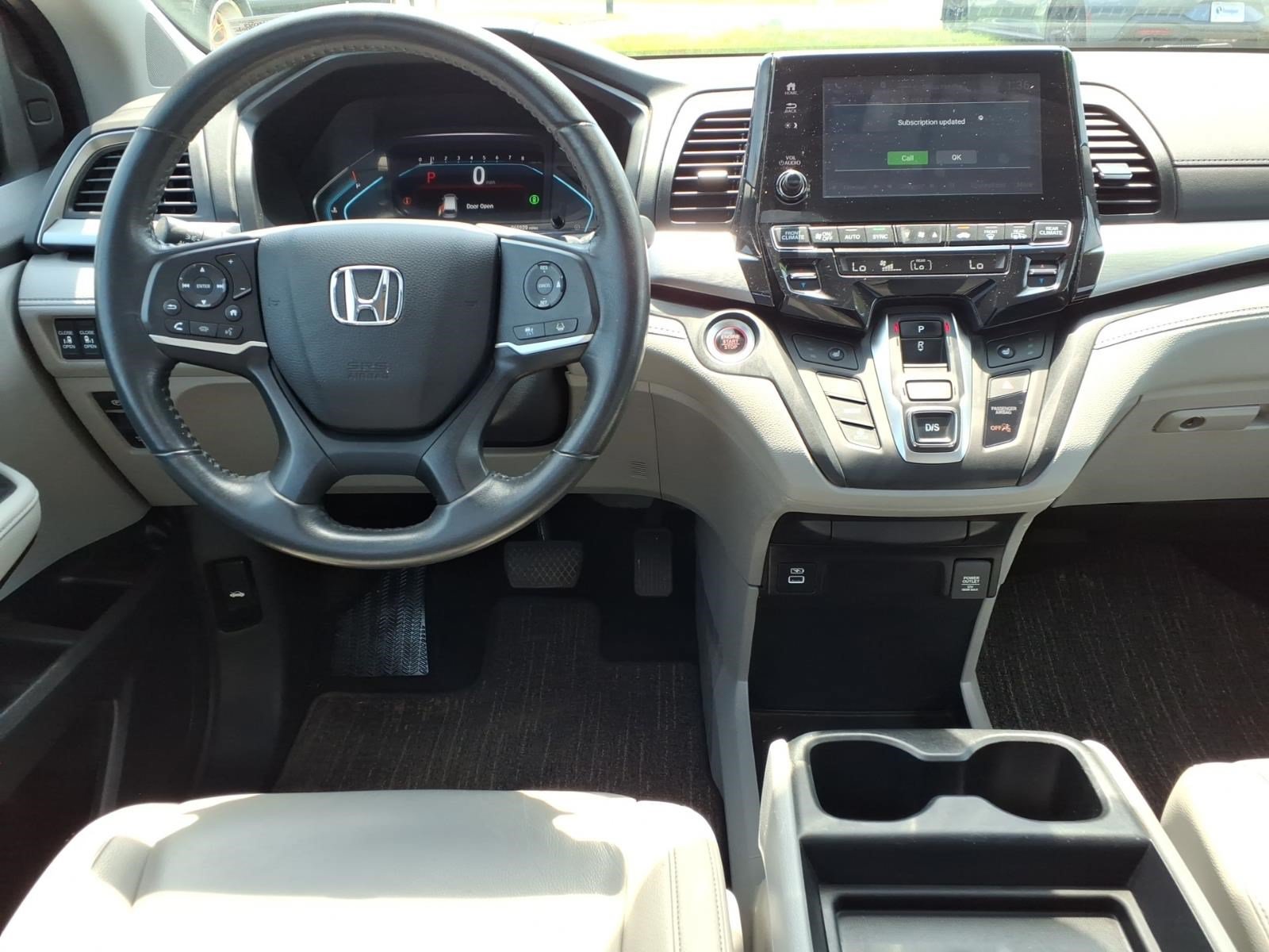 2023 Honda Odyssey EX-L - Photo 15