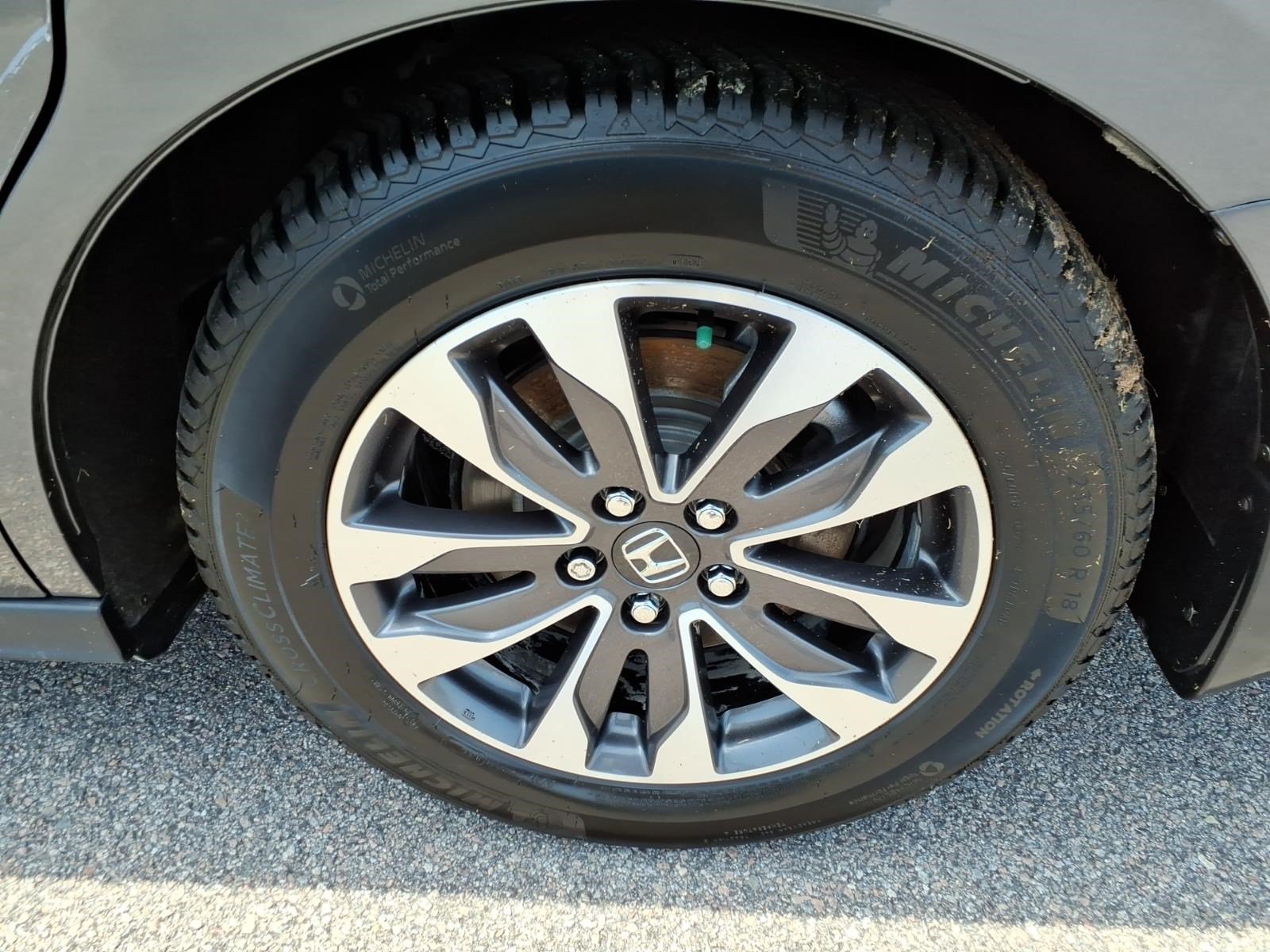 2023 Honda Odyssey EX-L - Photo 12