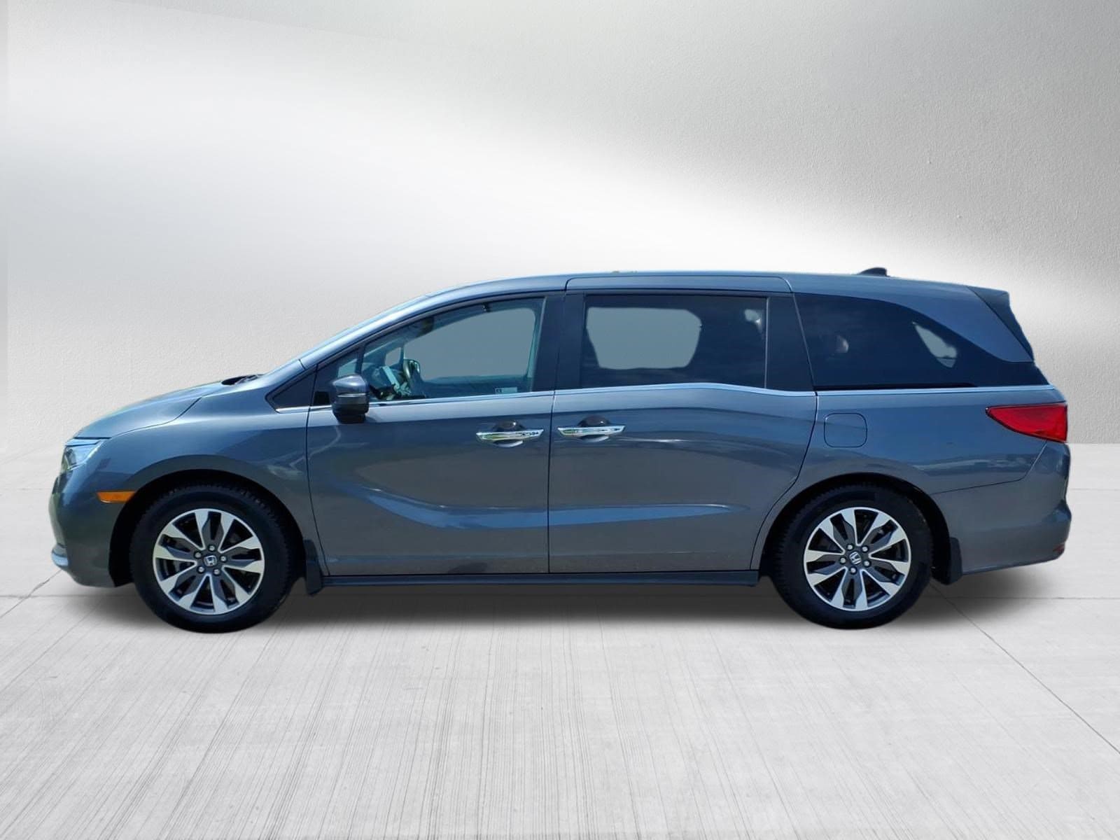 2023 Honda Odyssey EX-L - Photo 7