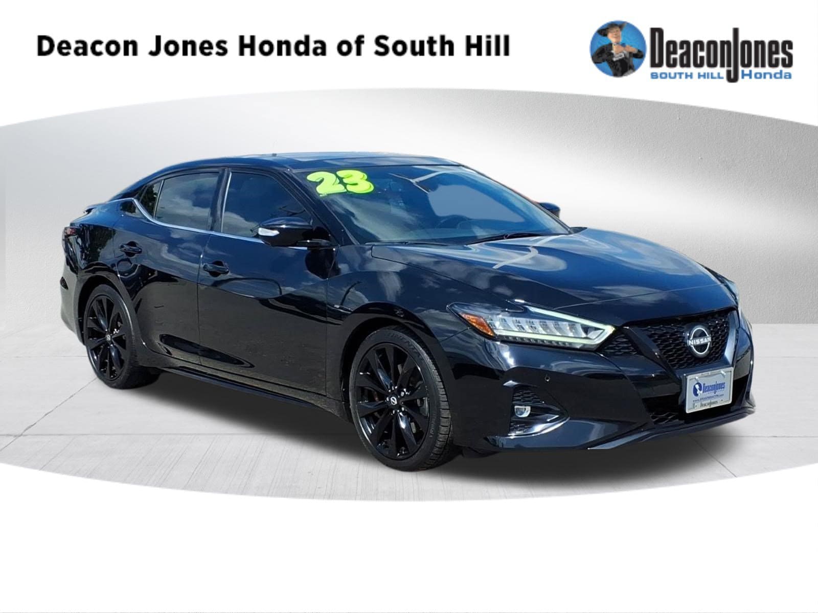 2023 Nissan Maxima SR