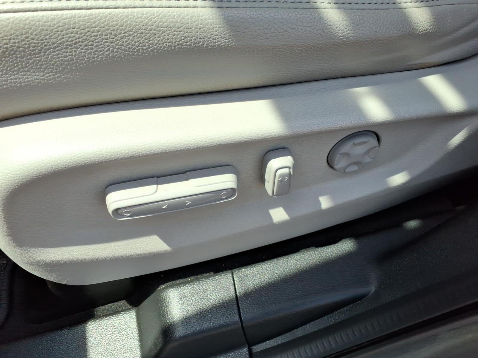 2023 Honda Odyssey EX-L - Photo 19
