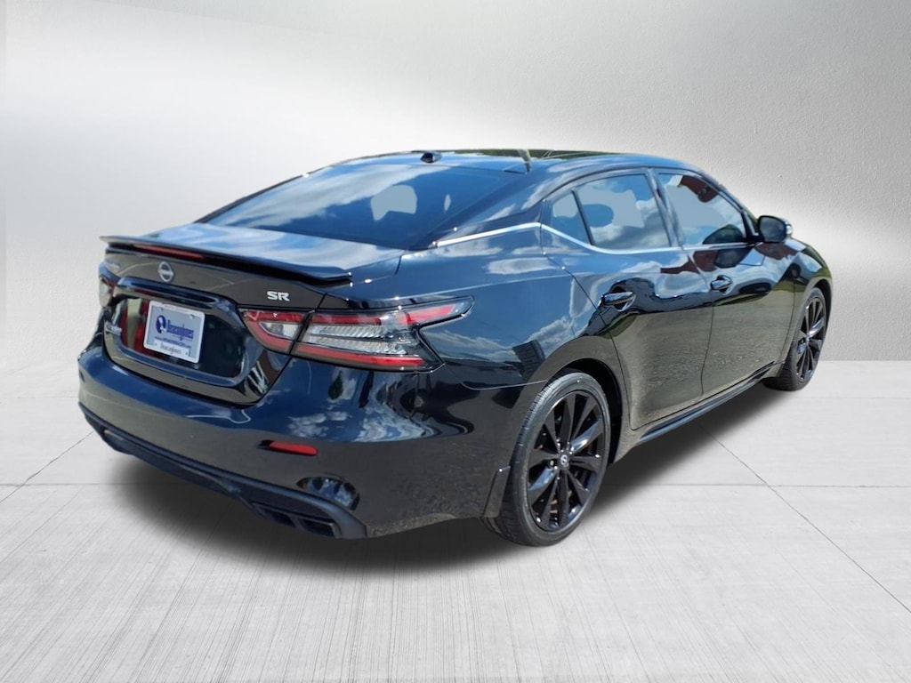 Used 2023 Nissan Maxima SR Sedan