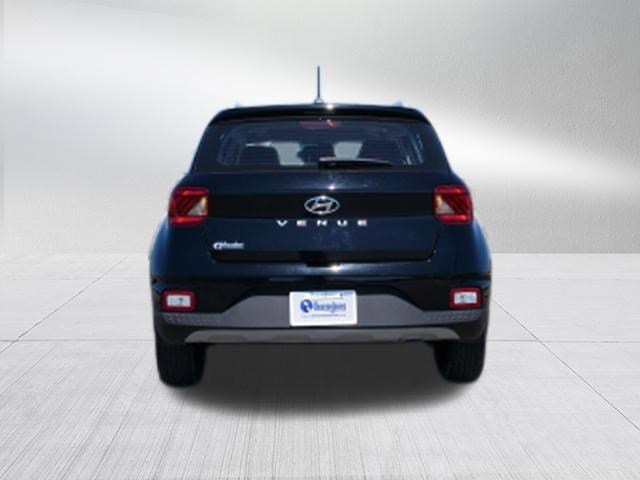 2024 Hyundai Venue SEL - Photo 4