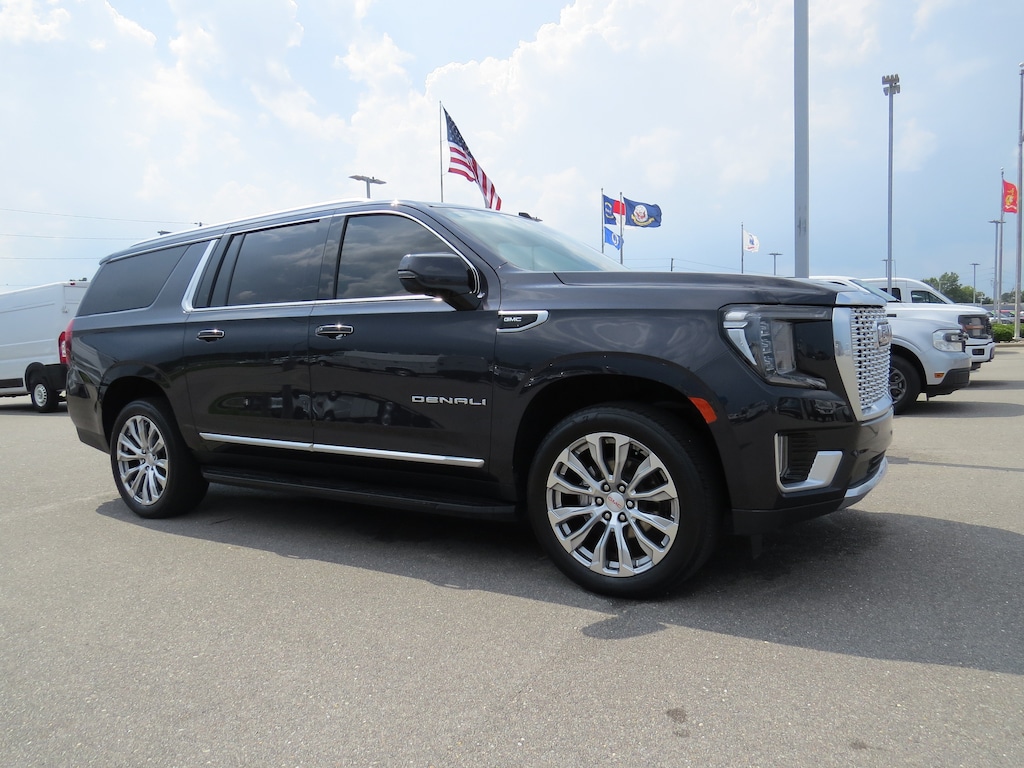 Used 2023 GMC Yukon XL Denali SUV