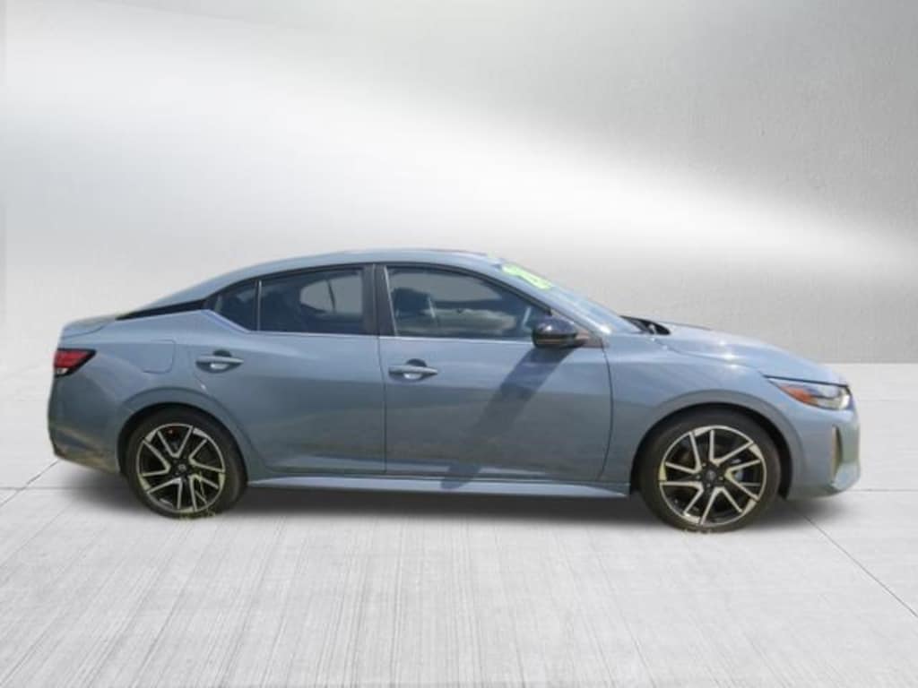 Used 2024 Nissan Sentra SR Sedan