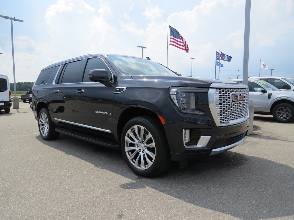Used 2023 GMC Yukon XL Denali SUV