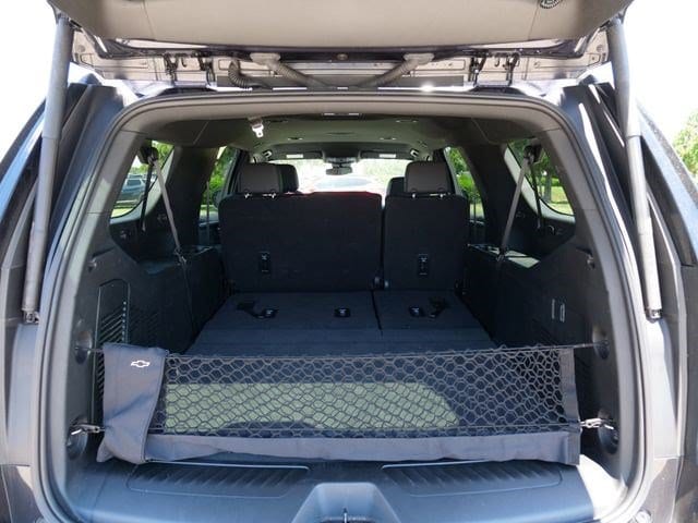2025 Chevrolet Suburban LT - Photo 12