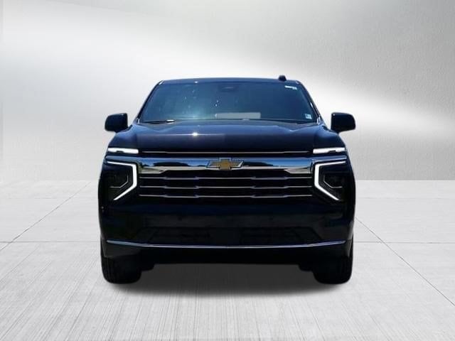 2025 Chevrolet Suburban LT - Photo 8