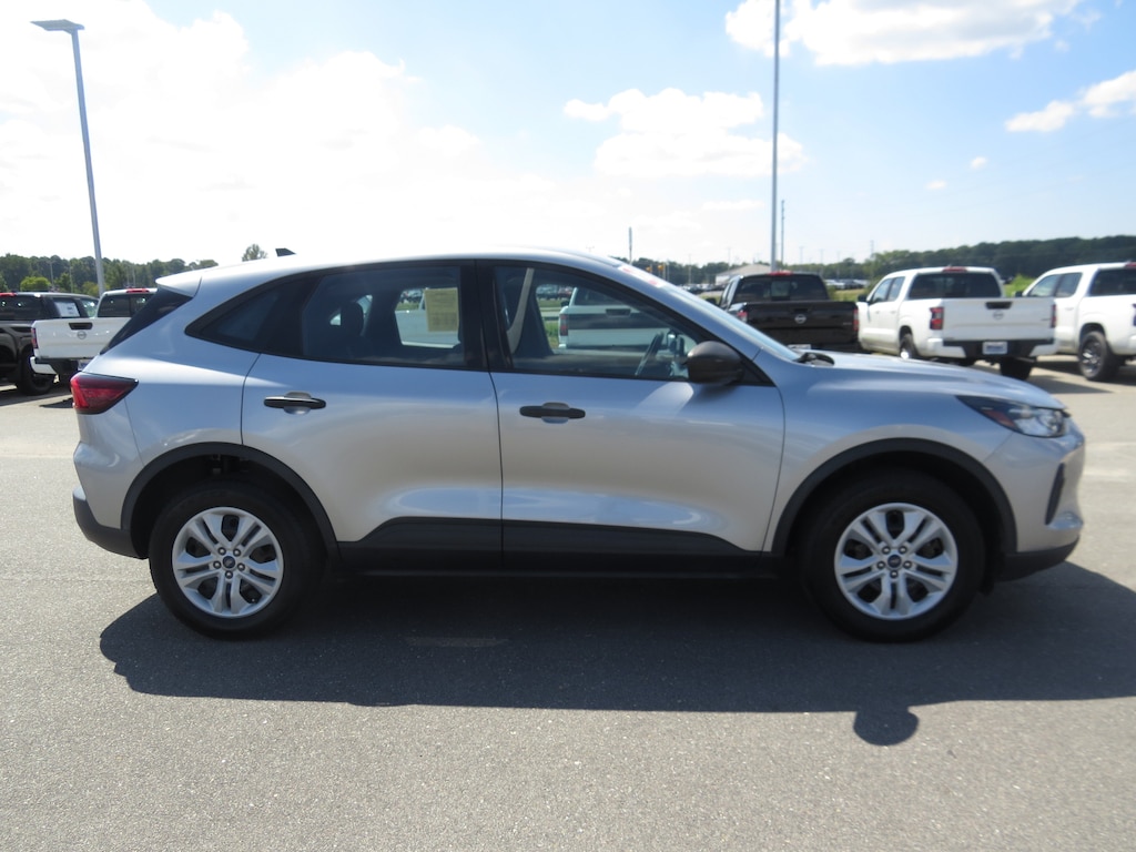 Used 2023 Ford Escape Base SUV
